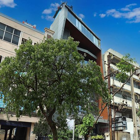 Super Townhouse Rcc Lamps Hotel Visakhapatnam Exterior photo